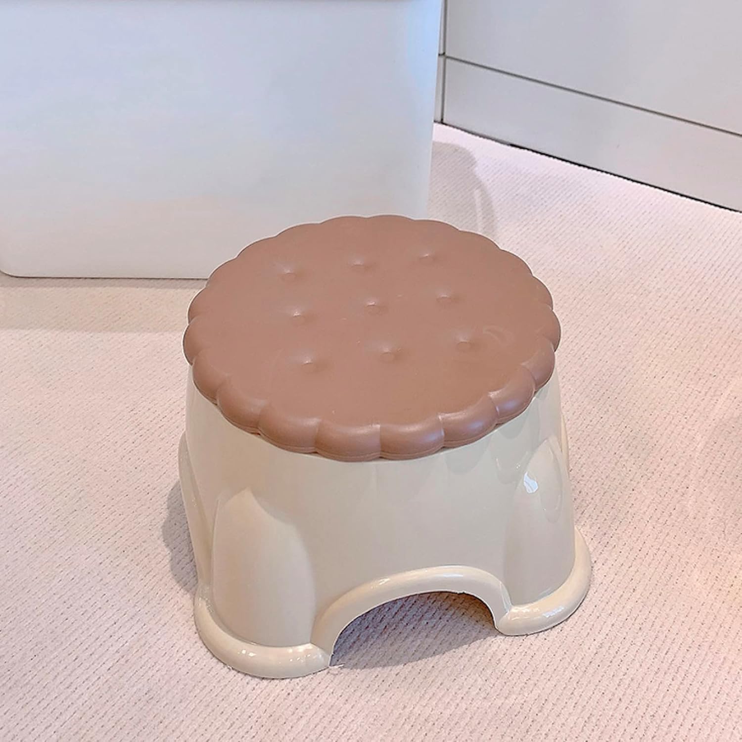 ミニチェア プラスチック製 キッチン カーキ 子供 大人 家庭用 シンプル リビング 寝室 ガーデン フットスツール ステップスツール 靴を変えるスツール シャワーフットレストスツール用 オフィス 幼
