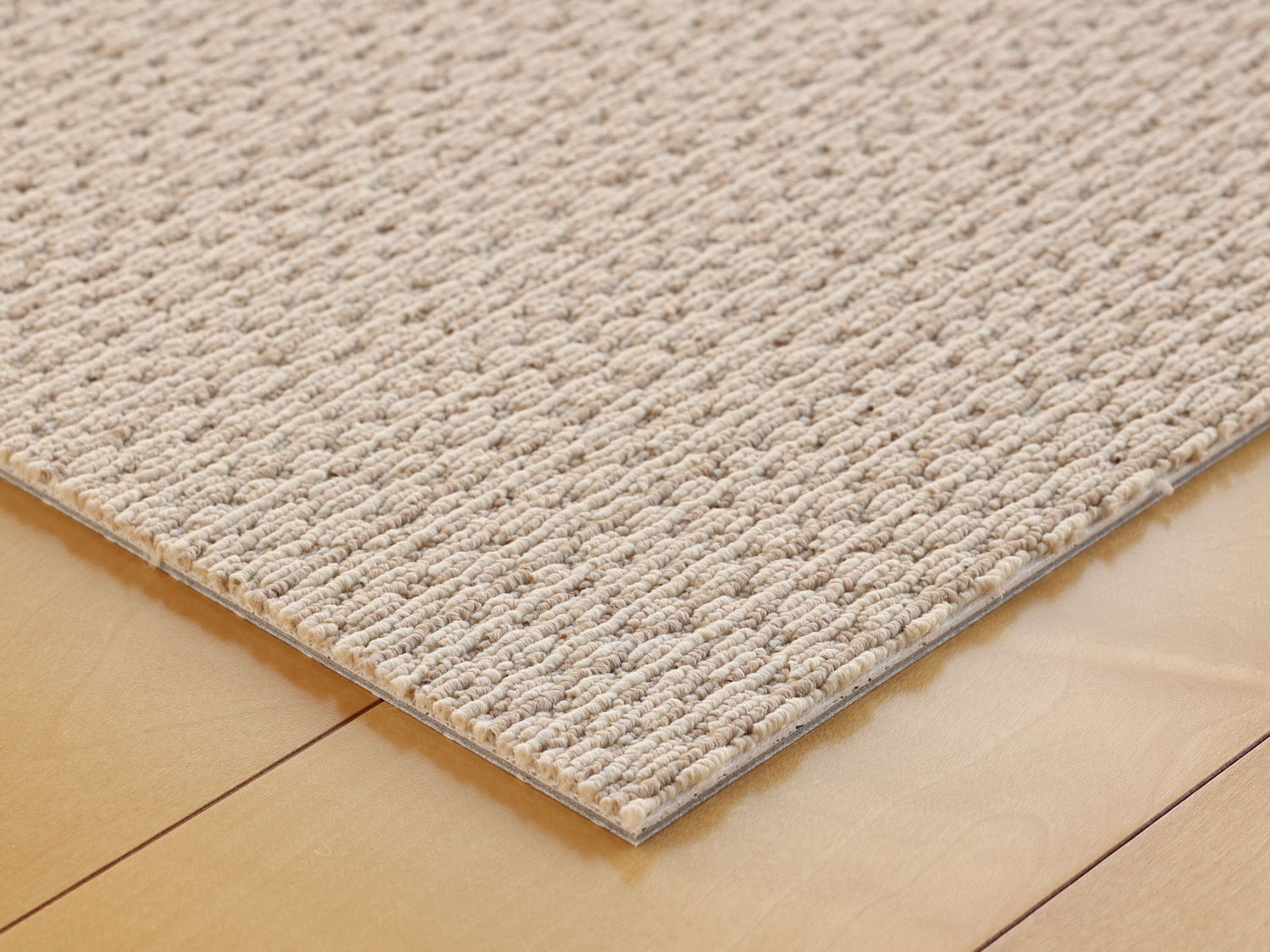 ニッティーライン カーペット【サイズ：40cm×40cm】 【チャイクリーム】タイルカーペット 日本製 防炎品 制電 防ダニ 丸洗い・手洗いOK 防音 遮音 床暖房対応 すべり止め加工