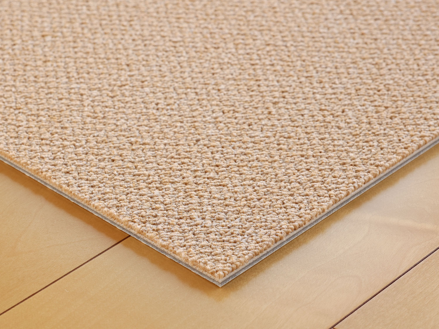 ミスティータイルカーペット【色つや：ベージュ】【大きさ：40cm×40珊】分かりやすい 無地 日本製繰り返しパイル 引っ敷き 愛玩動物相応う 室内用防炎品 制電 防壁蝨目 丸洗い・室内用便器聞き入れる防音 遮音 床暖房装置相応う すべり打ちきり工業