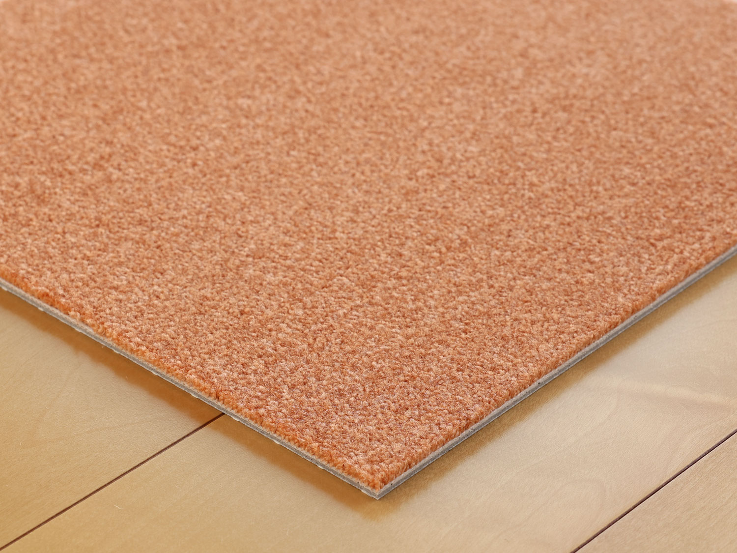 【オレンジ】パステル タイルカーペット 【サイズ：40cm×40cm】日本製 防炎品 室内用 パネルマット パネルカーペット カットパイル シンプル 無地 防ダニ 制電 手洗いOK 遮音 防音 滑り止め加工 床暖房対応 ペットにもおすすめ 消臭機能 撥水 防汚
