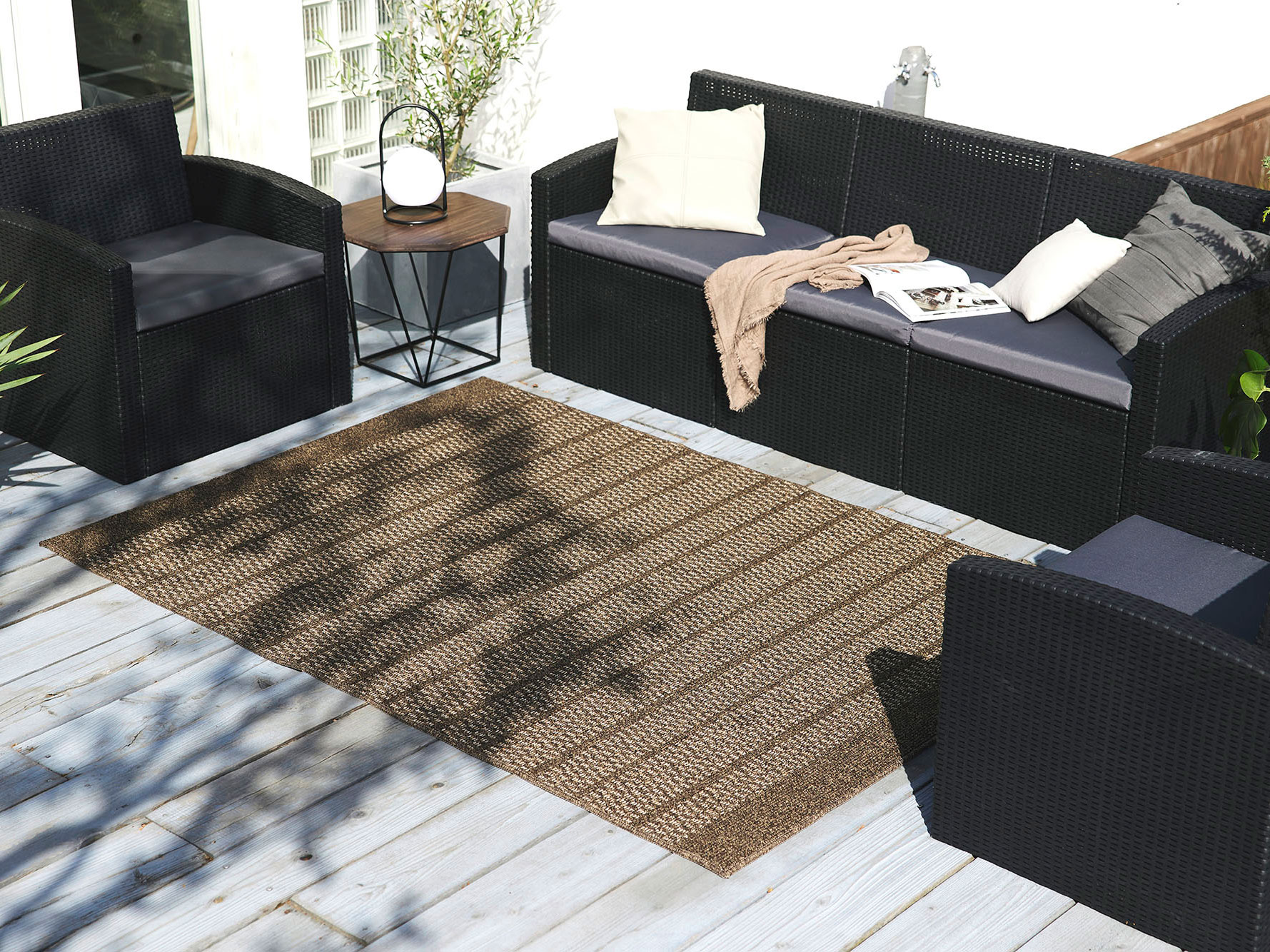 tapis extérieur –Vondom-faz-fibres-polyethylene-vue-pres