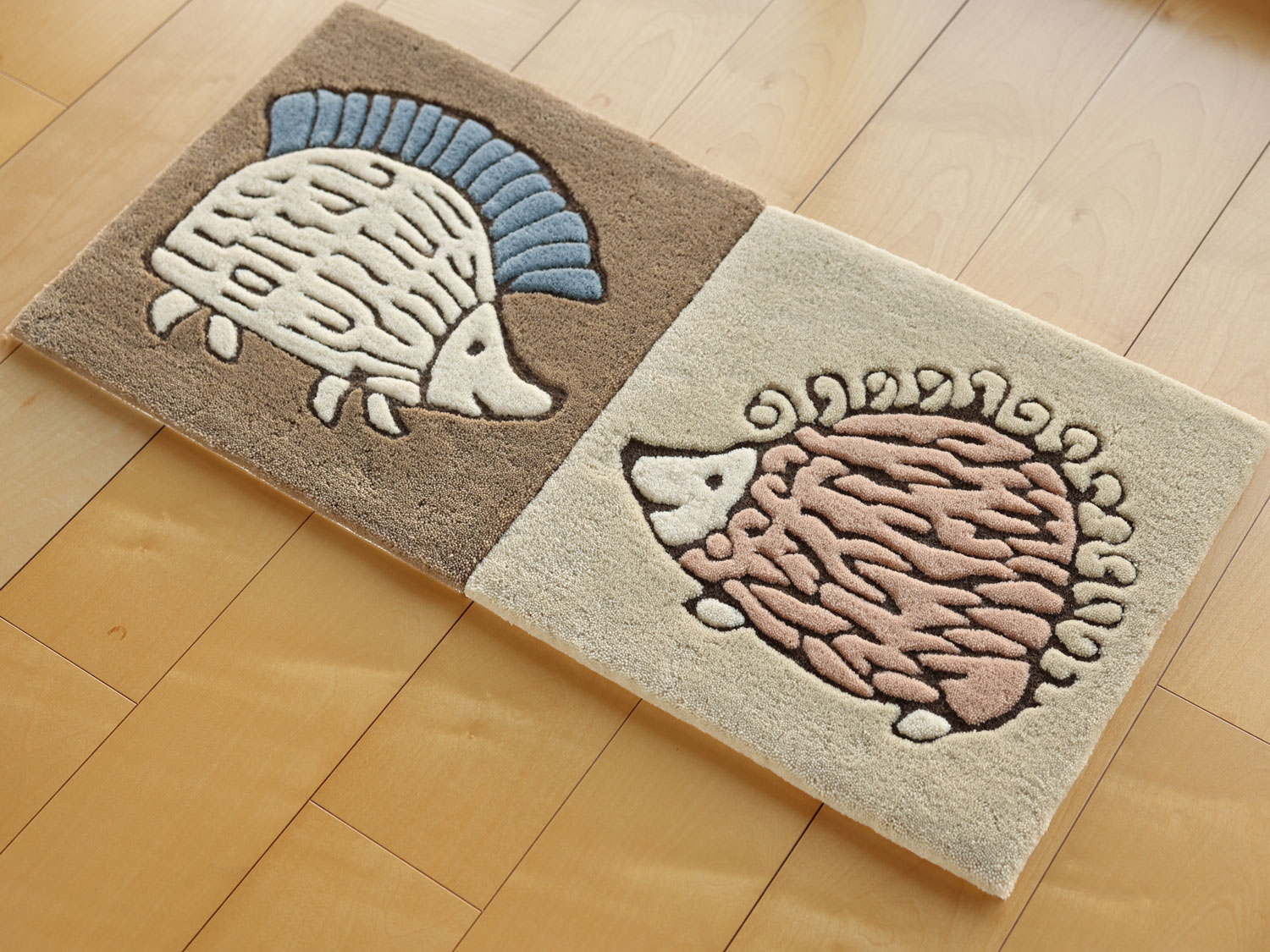 リサ・ラーソン ハリネズミ パズル マット 【サイズ：約45cm×45cm】正方形 グレー ブラウン ベージュ デザイナーズブランド LISA LARSON 手洗いOK 滑りにくい加工 ラグマット ルームマット