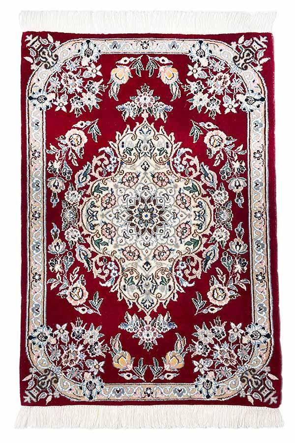 【楽天市場】ペルシャ絨毯 ナイン 約64cm x 94cm 玄関マット レッド メダリオン 唐草模様 ウール シルク 羊毛 絹 赤色 花