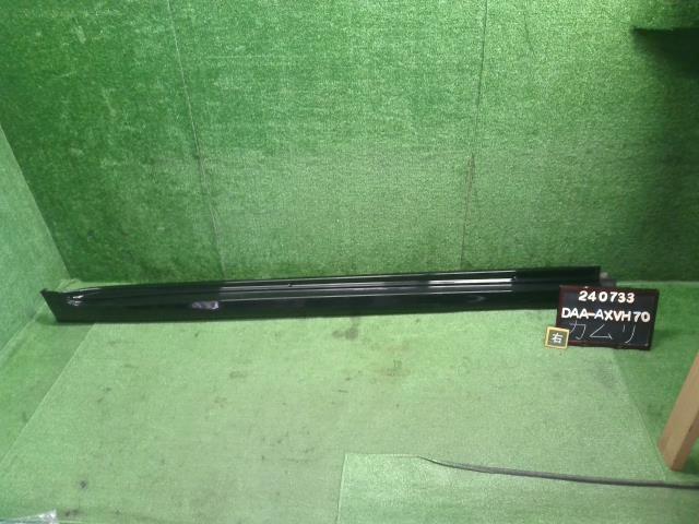【中古】カムリ DAA-AXVH70 右サイドステップ スポイラー 75850-33130-C0 自社品番240733 218 7,734円