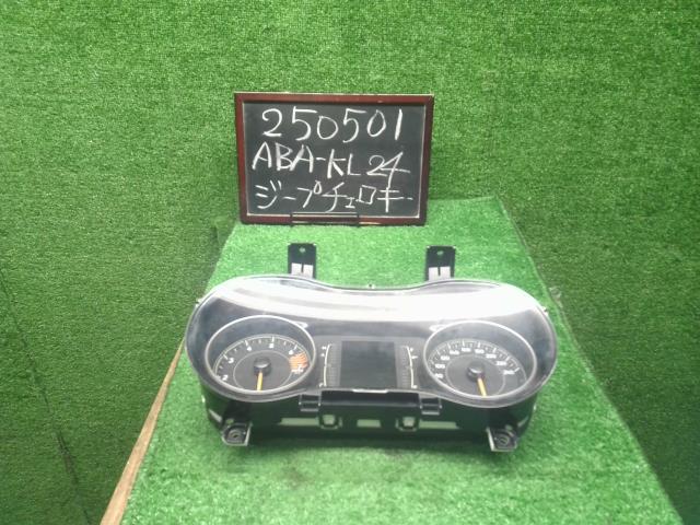 【中古】ジープ チェロキー ABA-KL24 スピードメーター 自社品番250501