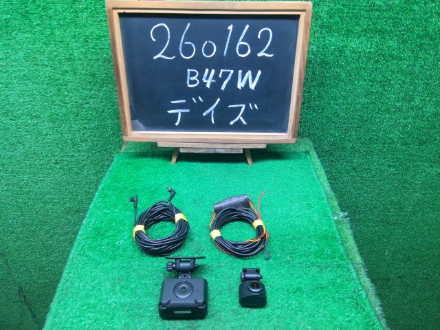 【中古】ドライブレコーダー コムテック ZDR018 デイズ 5AA-B47W外し 自社品番260162 QBB