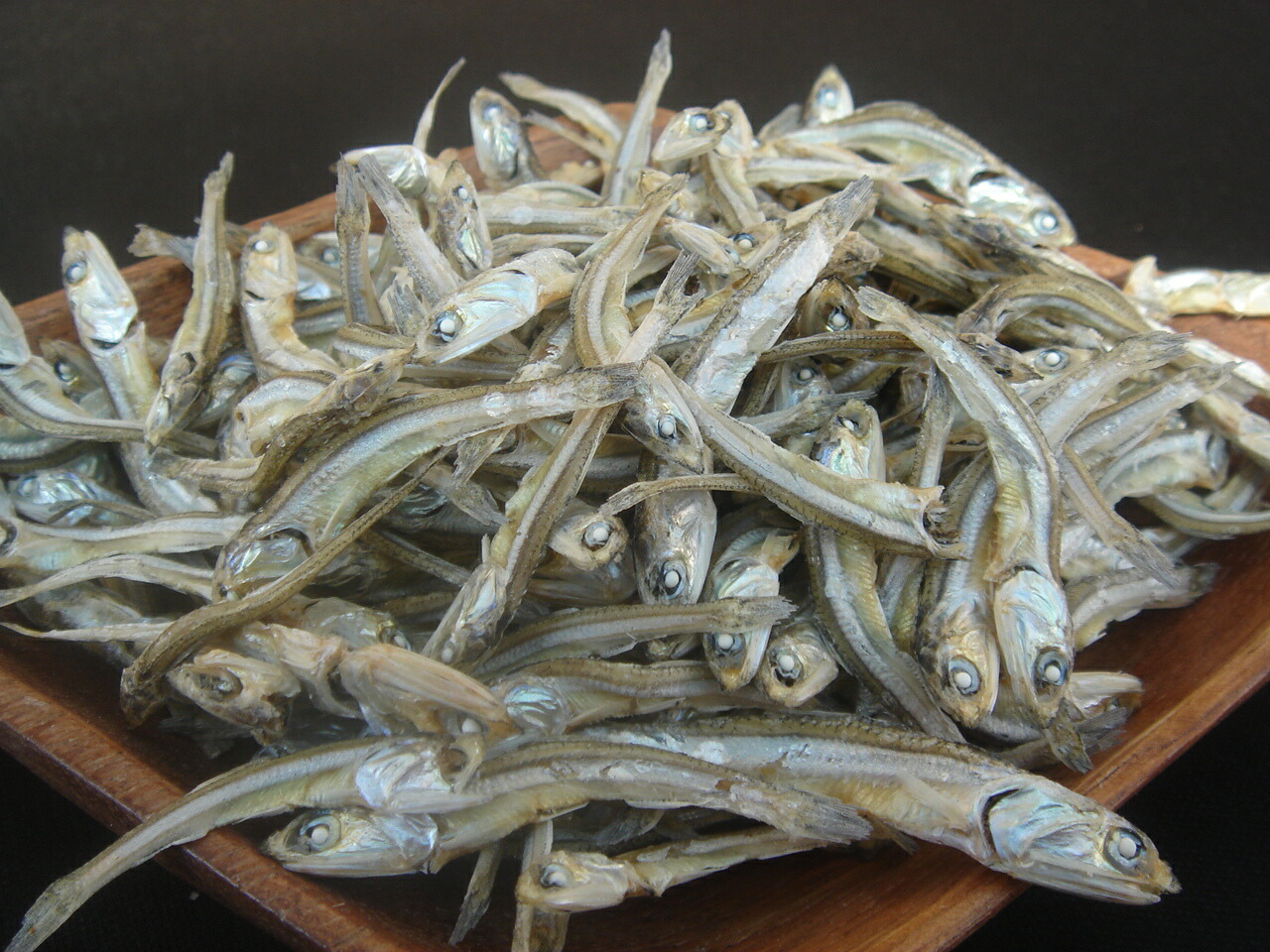 楽天市場 無添加いりこ煮干し 食べる小魚 100g 国内産100 国産乾物問屋 薩摩屋本店