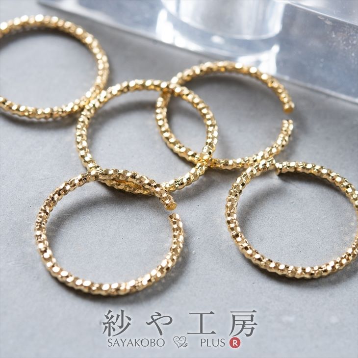 楽天市場 店内最大p10倍 デザイン丸カン 国内本金メッキ製 ゴールド 直径18mm 線径1 5mm 5個 5ヶ リング 基本 基本材料 マルカン ネックレス ピアス イヤリング 約1 8cmアクセサリーパーツ パーツ 基礎金具 カン類 ビーズアクセサリー 材料 問屋 ハンドメイド資材