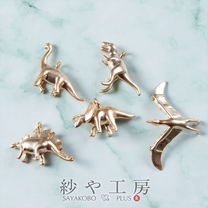 楽天市場】金属チャーム 恐竜 ゴールド シルバー 全3種 10個 j6