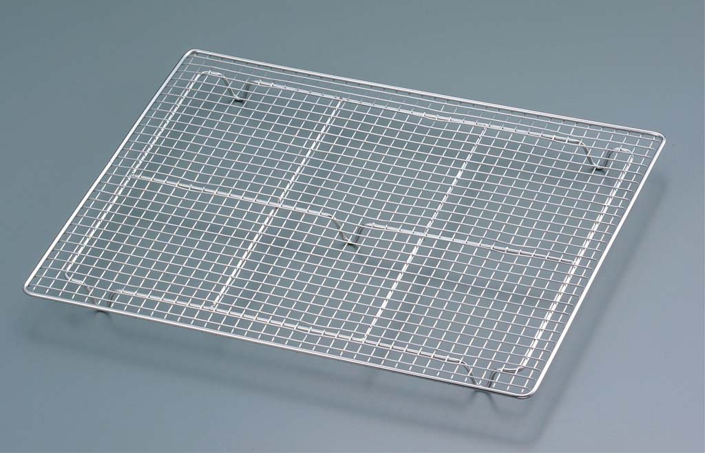 ケーキクーラー　四角網／足付【380ｘ300ｘ28mm】ケーキ冷ます台　PP-685　ステンレス製　長方形　シートケーキ　スポンジケーキ　クッキー　 パン　業務用　パティシエ　家庭用　安定感　使いやすい　製菓道具　製菓用品　アイシングクッキー　粗熱とり | SCキッチンTOWN