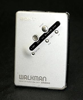【中古】［非常に良い］SONY ソニー　WM-EX677-S シルバー　カセットウォークマン（再生専用ポータブルカセットプレーヤー）