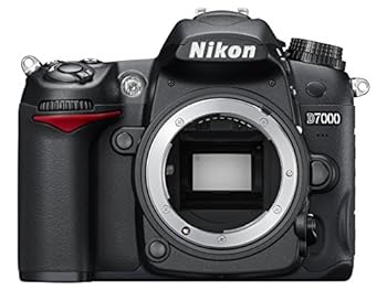 【中古】［人並み外れたに好いたらしい］Nikon デジタル一眼一眼レフ写真機 D7000 上半身
