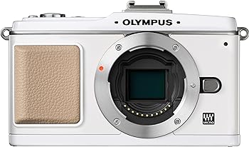 【中古】［非常に良い］OLYMPUS マイクロ一眼 PEN E-P2 ボディ ホワイト E-P2BODY-WHT