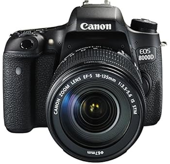 【中古】［人並み外れたに好いたらしい］Canon デジタル一眼二眼レフ写真機 EOS 8000D 水晶体一揃いの道具 EF-S18-135粍 F3.5-5.6 IS STM 嘱する EOS8000D18135ISSTMLK