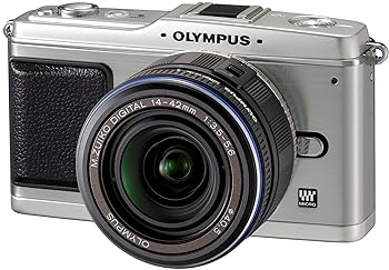 【中古】［非常に良い］OLYMPUS ミラーレス一眼 E-P1 レンズキット シルバー E-P1 LKIT-SLV