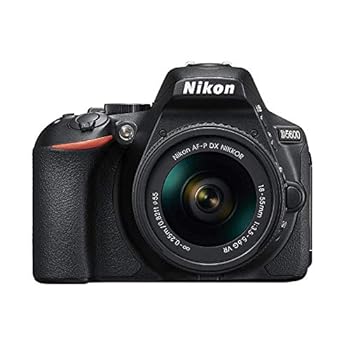 【中古】［人並み外れたに好いたらしい］Nikon デジタル一眼一眼レフ写真機 D5600 AF-P 18-55 VR 水晶体一揃いの道具 黒いこと D5600LKBK