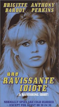 【中古】Une Ravissante Idiote [VHS]