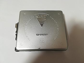 【中古】［人並み外れたに好いたらしい］SHARP 携帯型MD電気蓄音機 MD-SS321