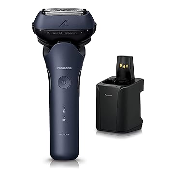 【中古】［非常に良い］パナソニック メンズシェーバー ラムダッシュ 3枚刃 青 全自動洗浄器付 お風呂剃り可 ES-LT8B-A