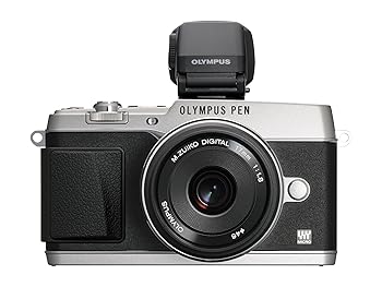 【中古】OLYMPUS ミラーレス一眼 PEN E-P5 17mm F1.8 レンズキット(ビューファインダー VF-4セット) シルバー E-P5 17mm F1.8 LKIT SLV