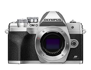 【中古】［非常に良い］OM SYSTEM/オリンパス OLYMPUS ミラーレス一眼カメラ OM-D E-M10 MarkIVボディー シルバー