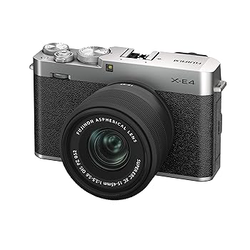 【中古】富士フイルム(FUJIFILM) 銀鏡レスデジタルカメラ FUJIFILM X-E4 水晶体一揃いの道具 しろがね色 (XC15-45) F X-E4LK-1545-S