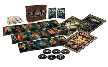 【中古】(1,000セット限定)ファンタスティック・ビースト 3-Film コレクション ニュートのスーツケースBOX (4K ULTRA HD&ブルーレイセット)(6枚組/ペーパ|スカーレット2021