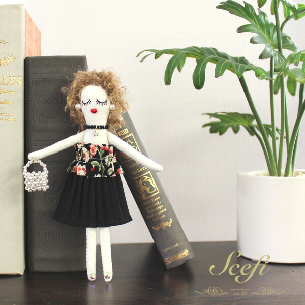 ハンドメイド ❉和装ドールチャーム ❉母の日プレゼント❉お人形 ハンドメイド ❉和装ドールチャーム ❉母の日プレゼント❉お人形