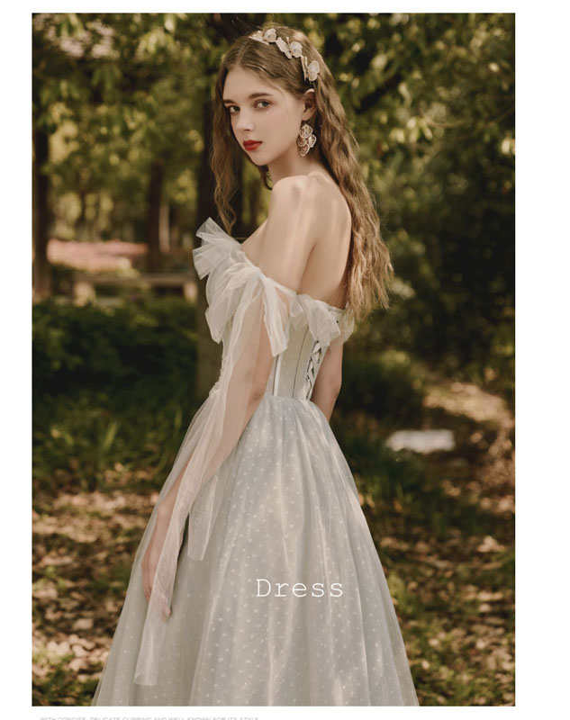 ウェディングドレスウエディングドレスオフショルダードレスロング可愛い花嫁ドレス結婚式披露宴演奏会ドレス旅行海撮影ワンピー二次会パーティードレス森系優雅前撮り/後撮り結婚式グレー