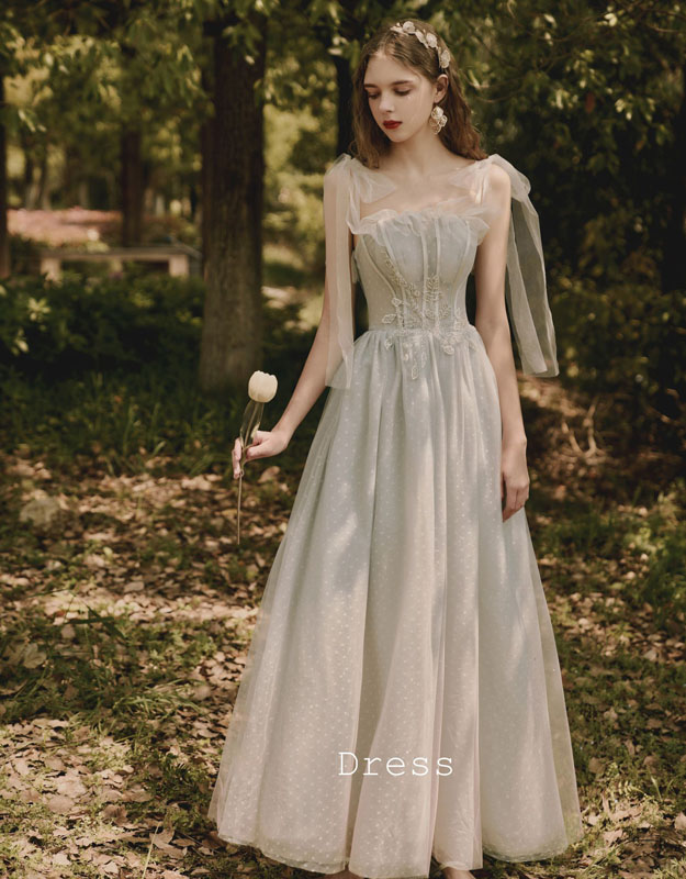 ウェディングドレスウエディングドレスオフショルダードレスロング可愛い花嫁ドレス結婚式披露宴演奏会ドレス旅行海撮影ワンピー二次会パーティードレス森系優雅前撮り/後撮り結婚式グレー