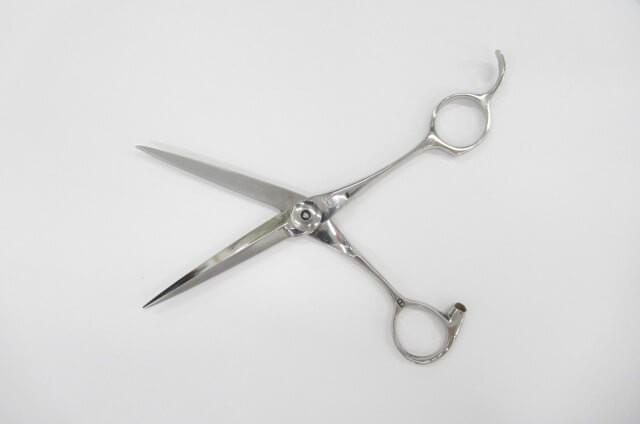 中古 ランク ナルトシザー Naruto Scissors ローヤルキングダムクイーン シザー ハサミ鋏 はさみ 美容師 理容師 5 8インチ 右利き H 2402 Oversmartwatch Com