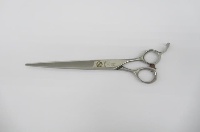 Cランク【大洋】 シザー 美容師・理容師 7.0インチ 右利き 【中古】:H-4335