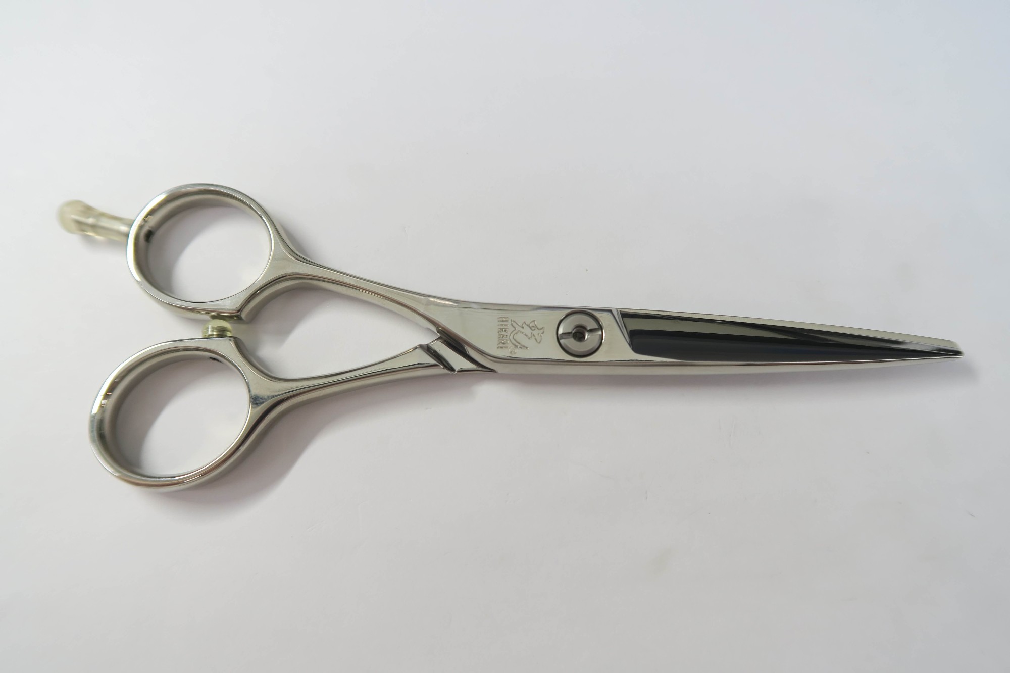 ki美容シザー　光シザー オリジナル加工：[株式会社ヒカリ]美容師、理容師向けプロ用シザー