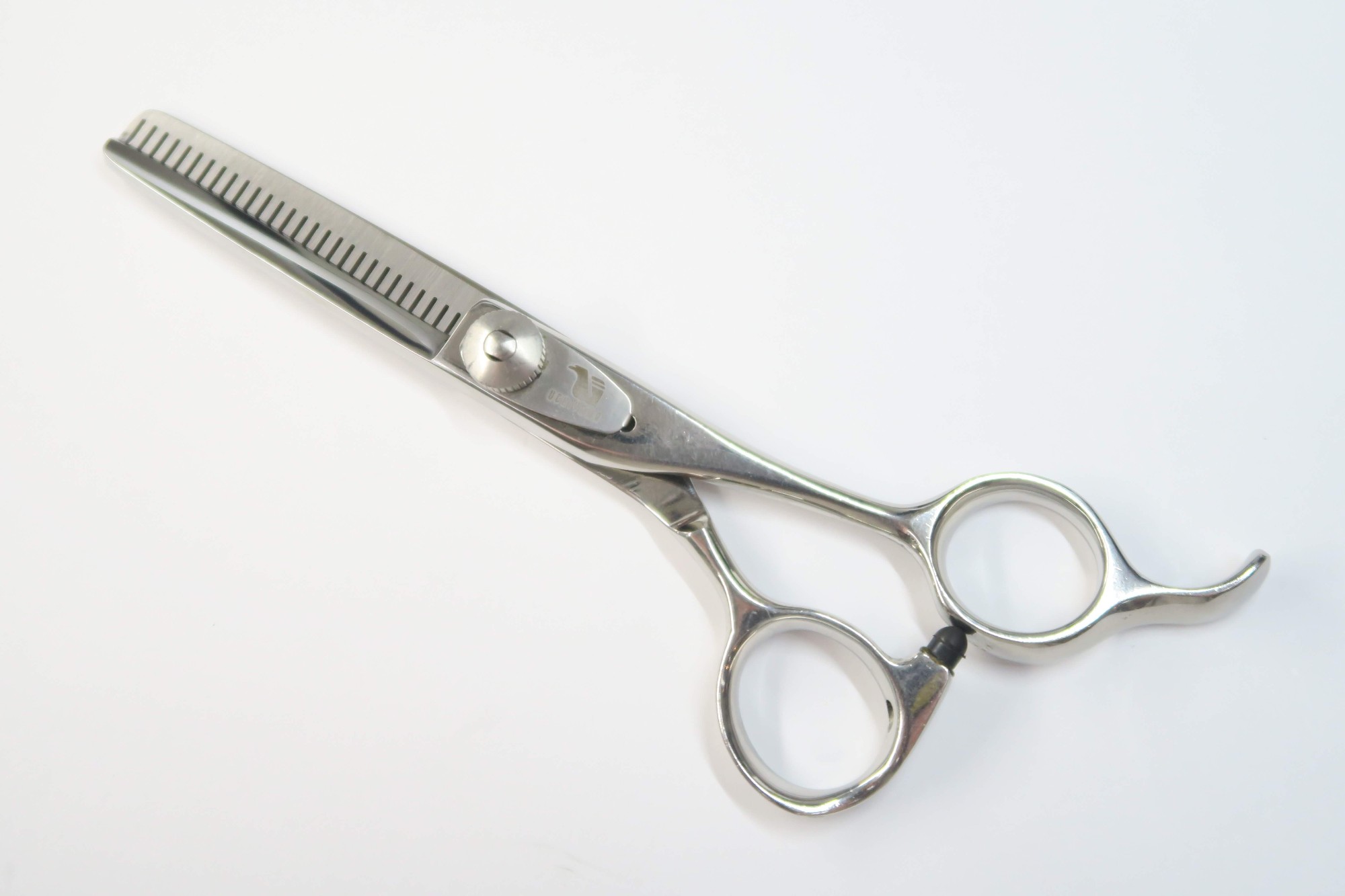 Cランク【シザーズ内山 scissors UCHIYAMA】 35 セニング 美容師・理容師 5.5インチ 右利き 【中古】:H-11531|中古シザー買取販売専門店Kittemi