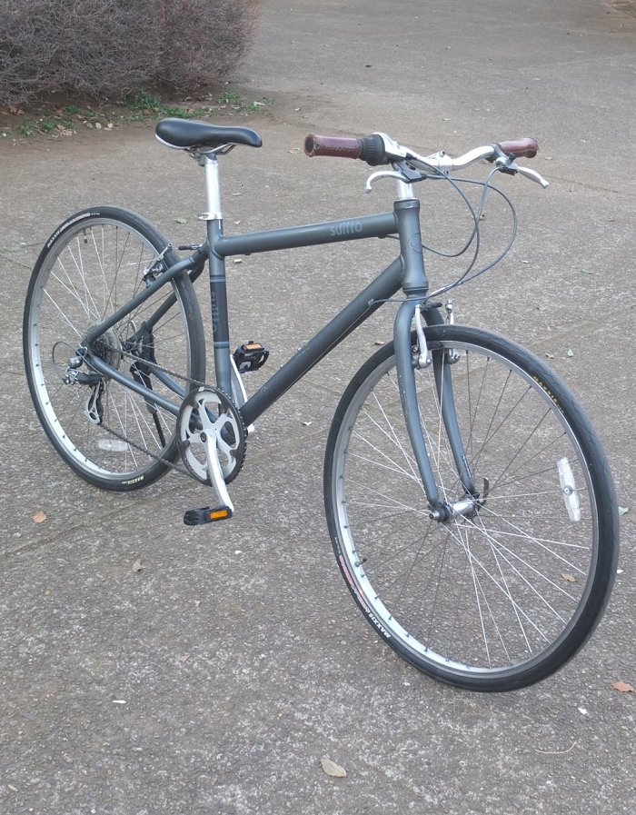 Giant Suitto ジャイアント スイット アルミ クロスバイク 700c 自転車 通勤 ジテ通|SCOOPS