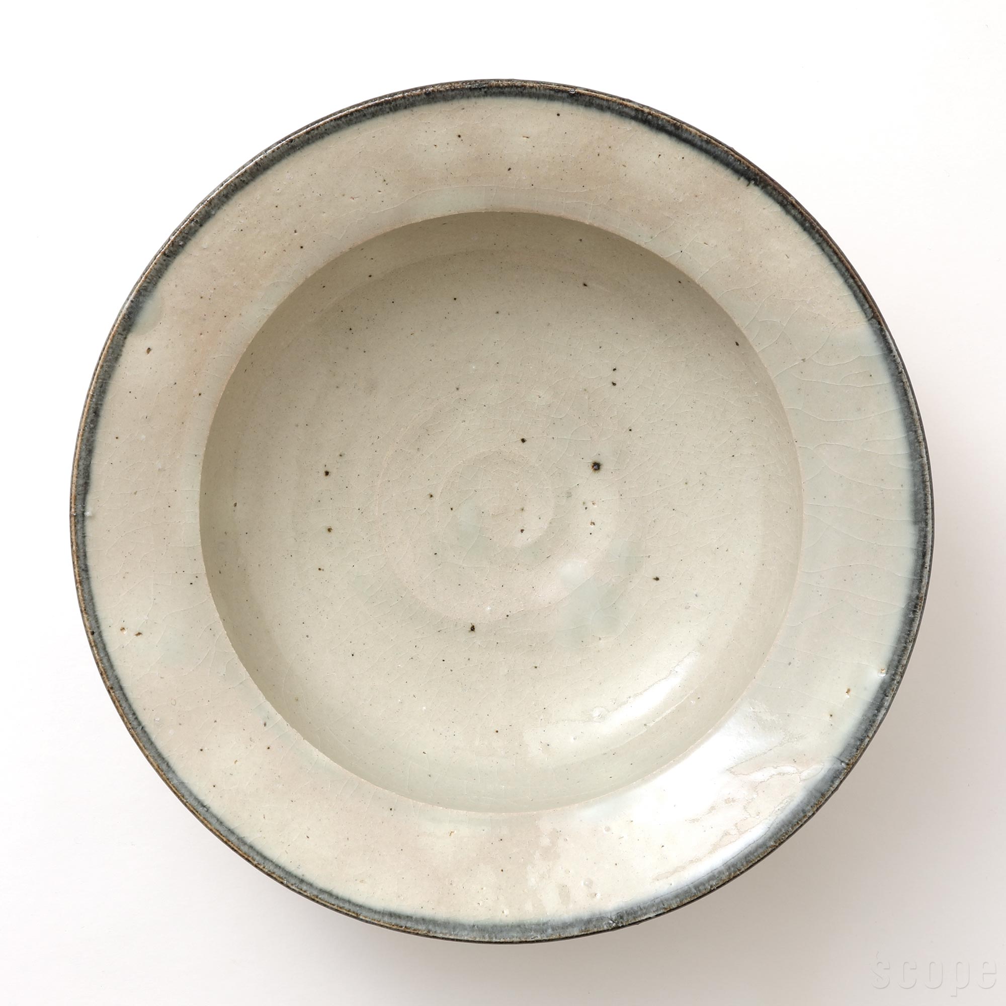 【15,000円購入につき東屋ノベルティ対象商品】 【0020】東屋 / カブト鉢 皮鯨呉須
