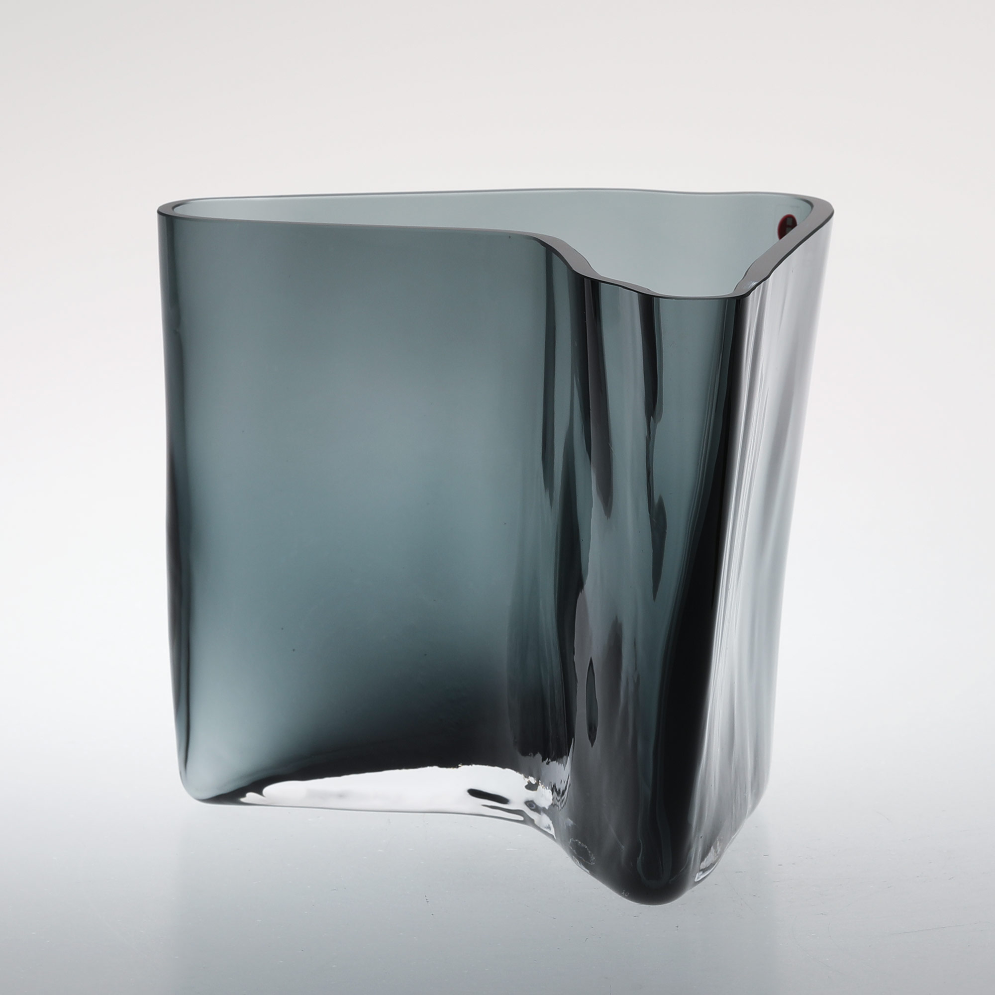 【No.1926】イッタラ / アアルト ベース175x140mm ダークグレー [ Iittala Alvar Aalto Vase ]