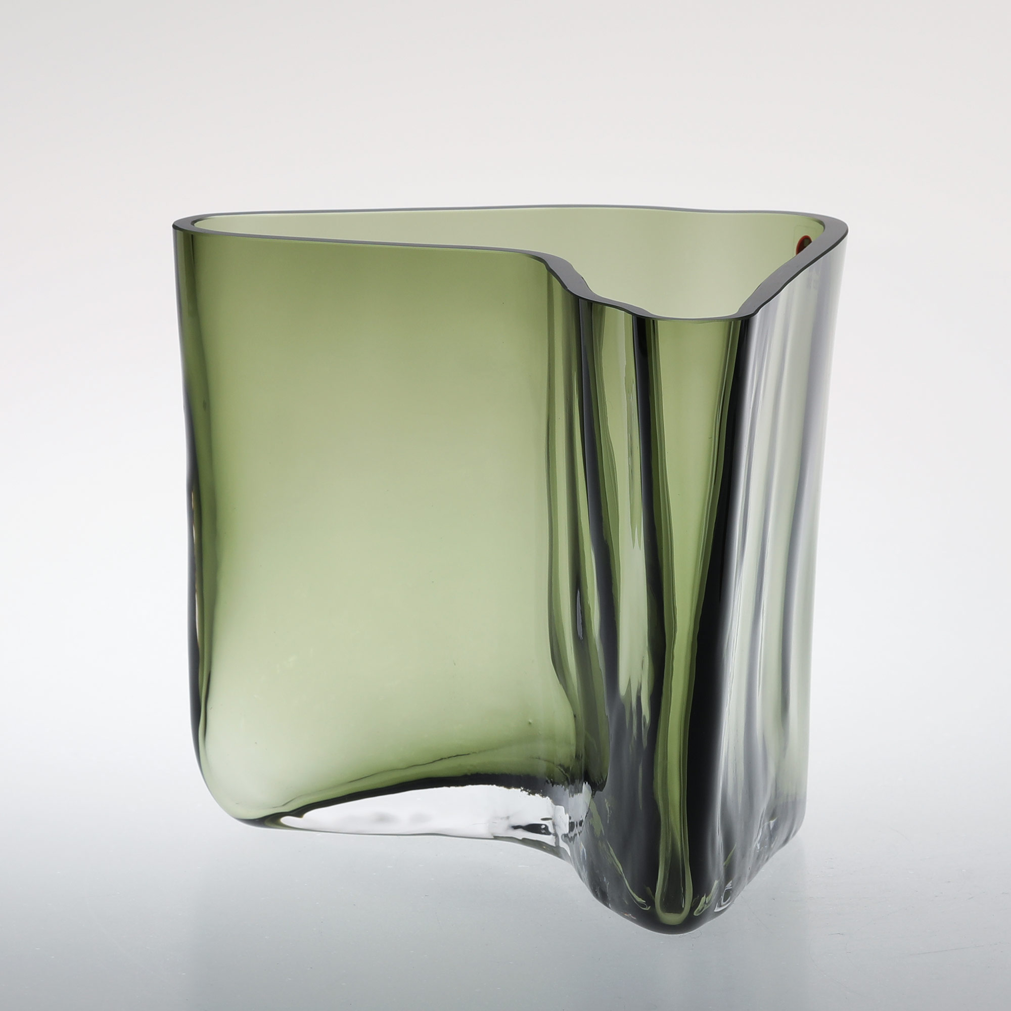 廃盤　未使用　イッタラ　アアルトベース　グリーン 95mm 楽天市場】イッタラ / アアルト ベース 95mm [ iittala Alvar