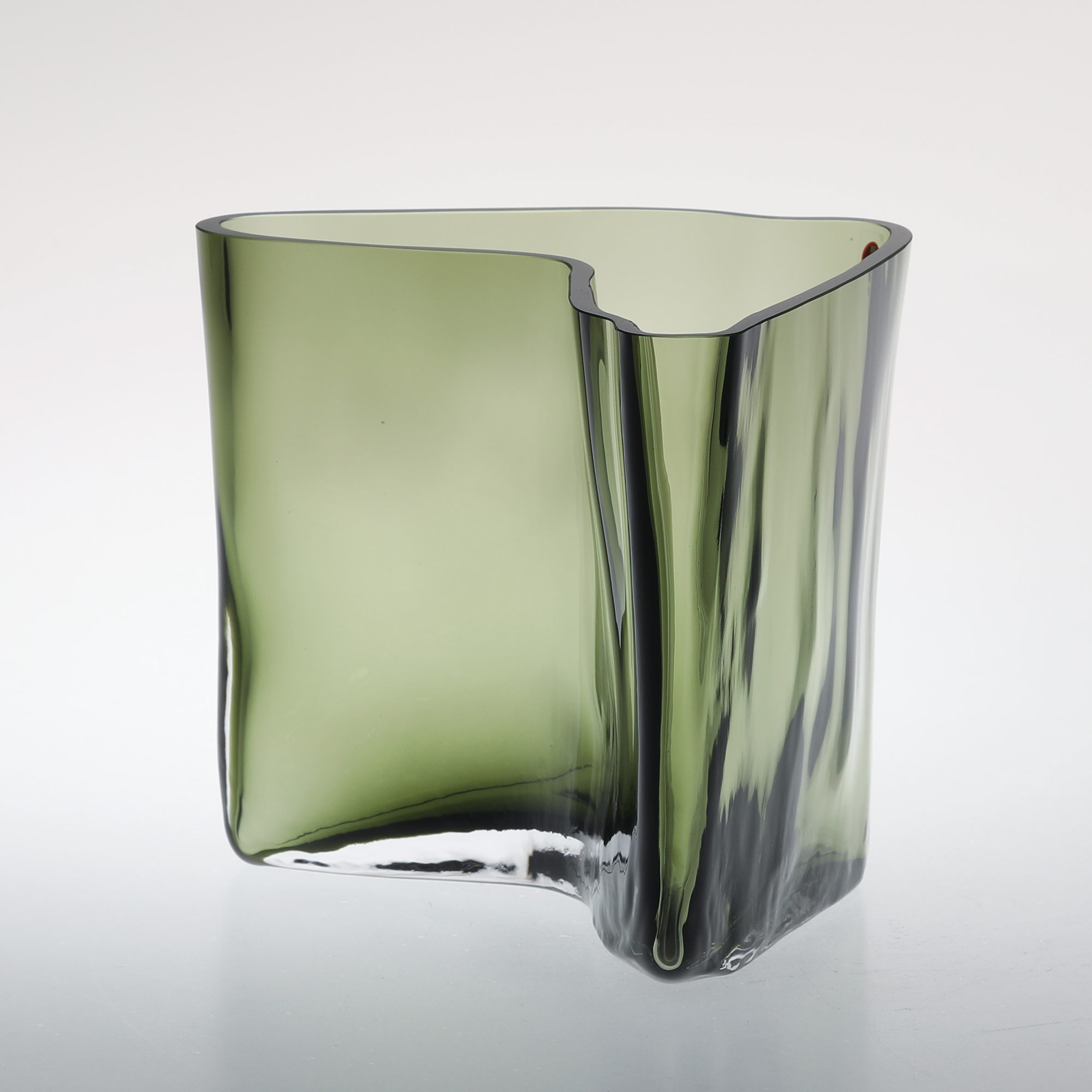 楽天市場】【No.2015】イッタラ / アアルト ベース175x140mm モス