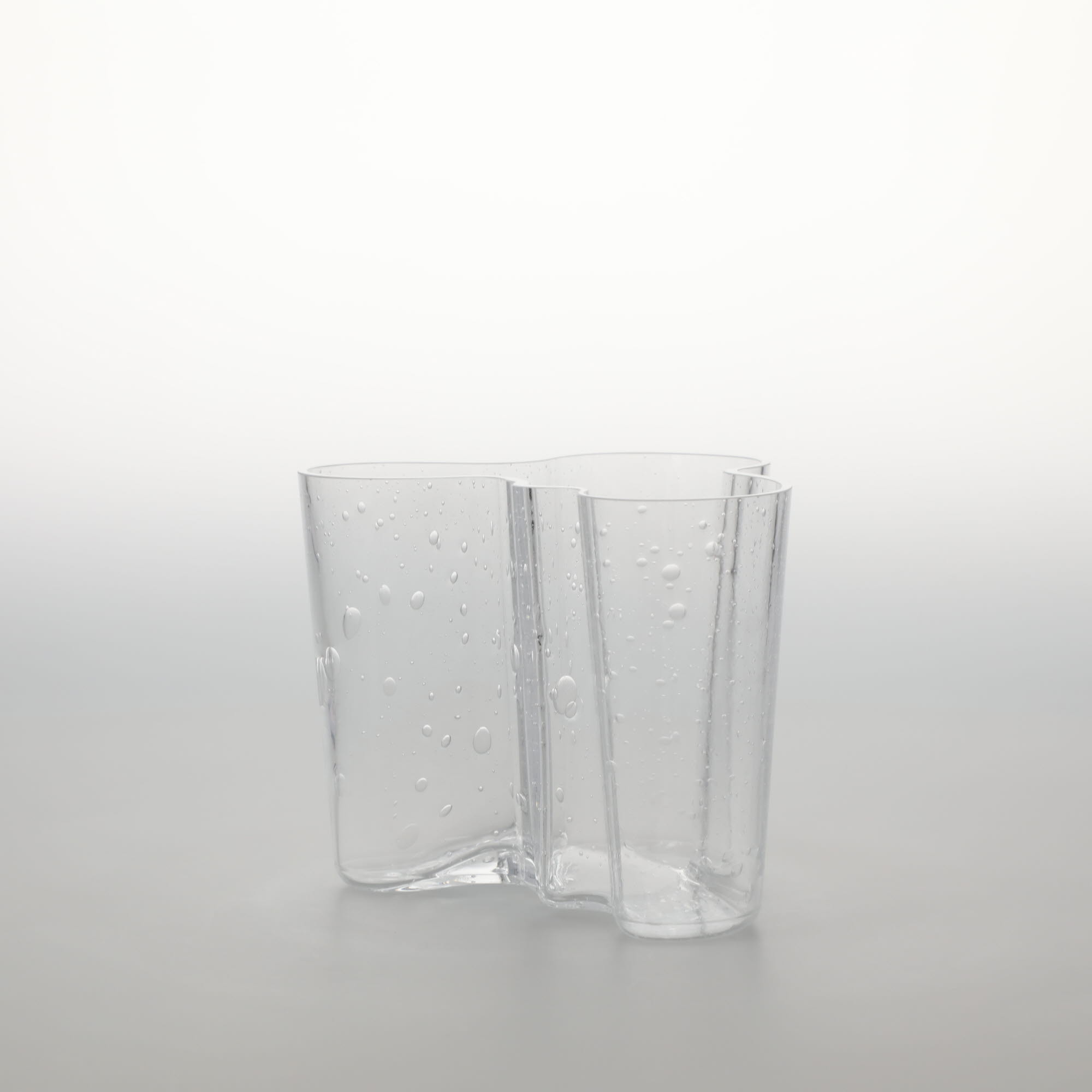 【0124】イッタラ / アアルト ベース 120mm バブル クリア [iittala / Alvar Aalto Vase]