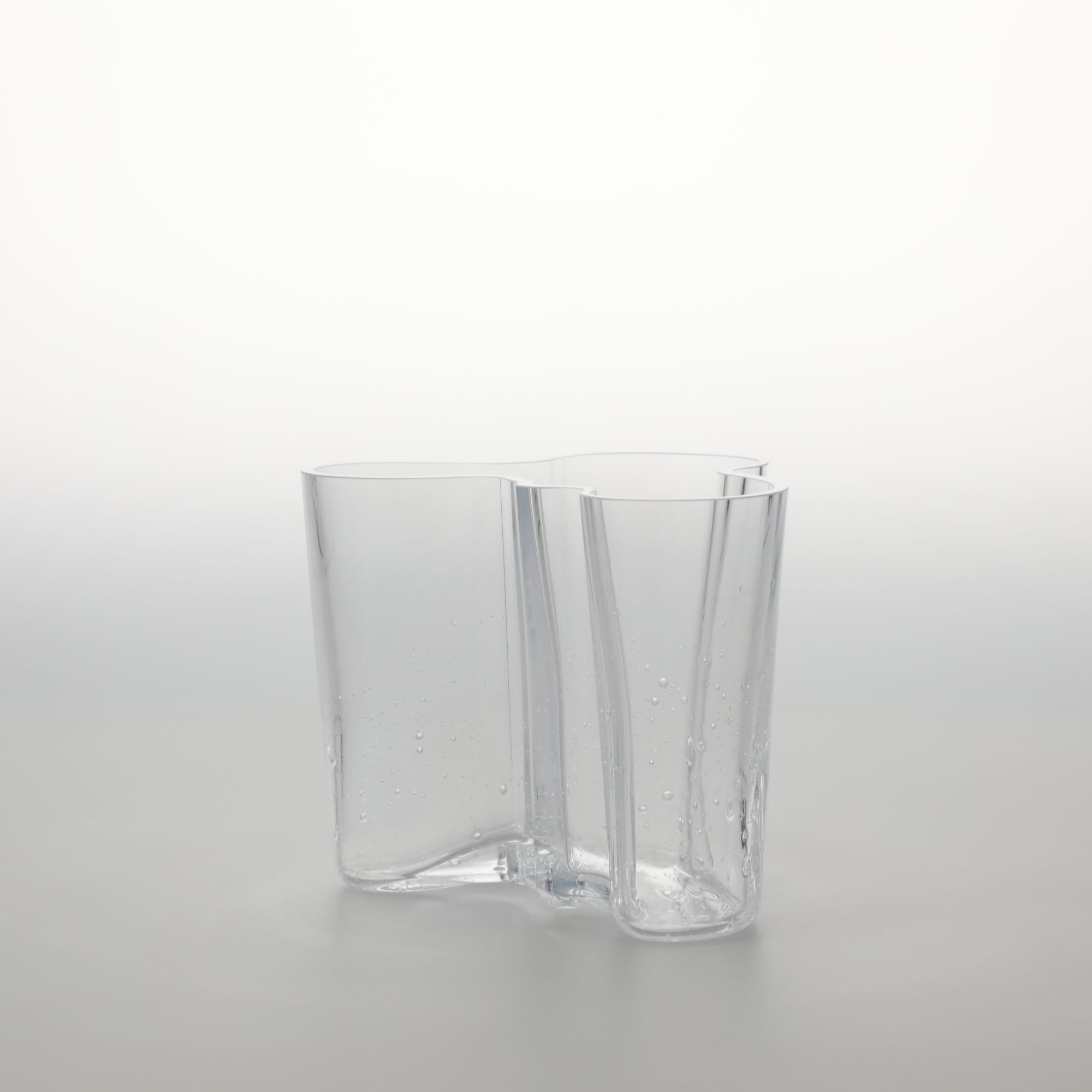 【0127】イッタラ / アアルト ベース 120mm バブル クリア [iittala / Alvar Aalto Vase]