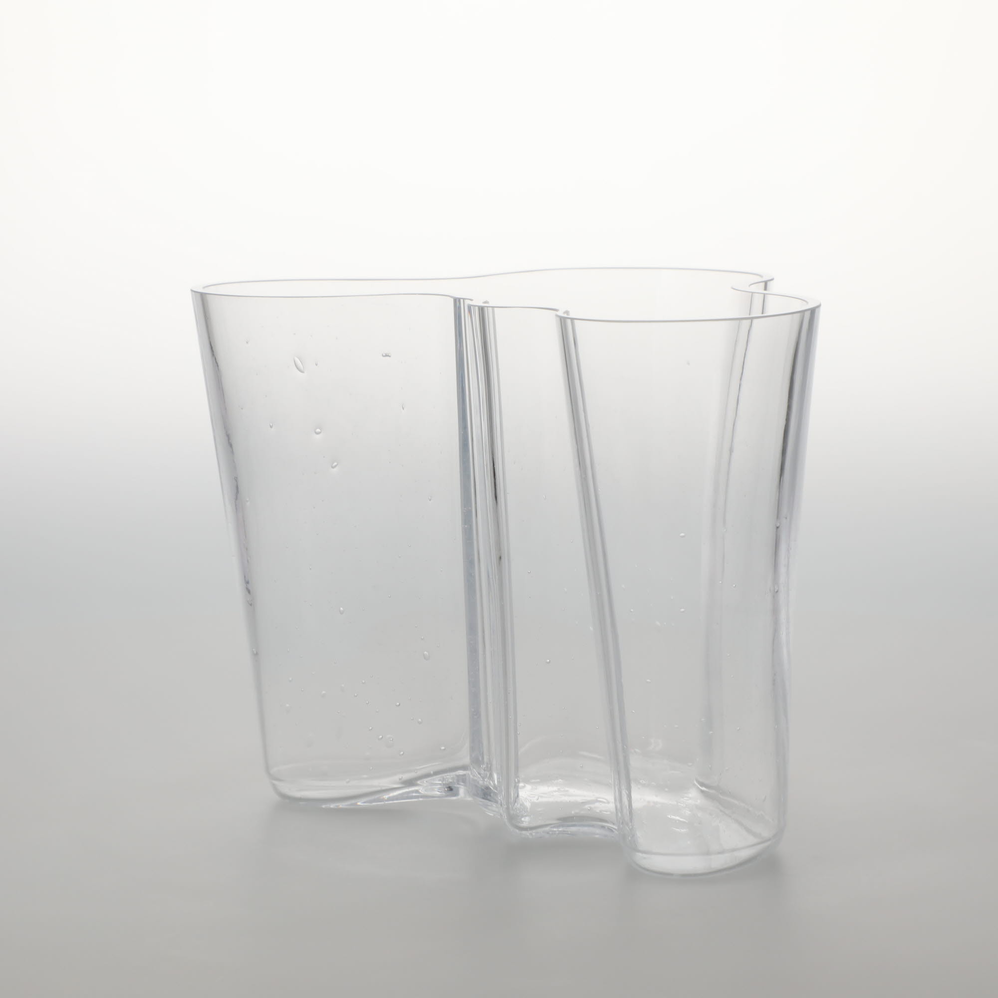 【0140】イッタラ / アアルト ベース 160mm バブル クリア [iittala / Alvar Aalto Vase]