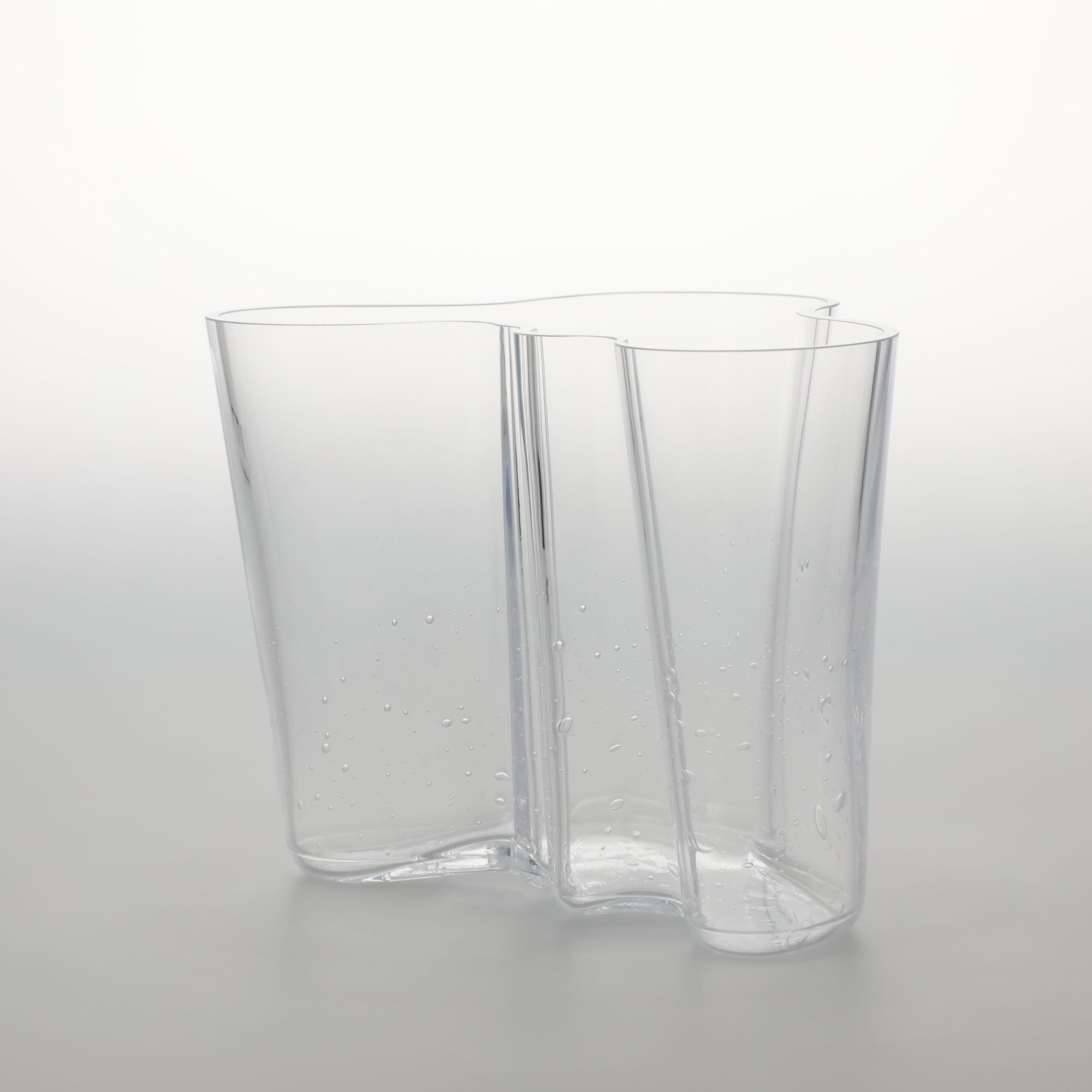 【0166】イッタラ / アアルト ベース 160mm バブル クリア [iittala / Alvar Aalto Vase]