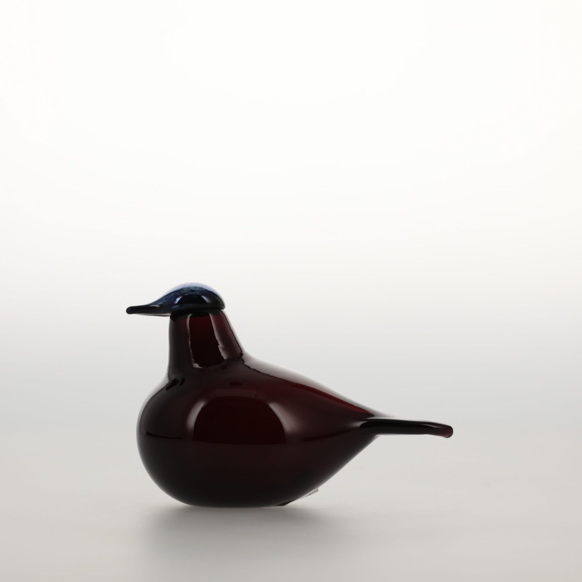 【１点購入につきオリジナルノベルティ プレゼント】【0087】イッタラ / バード バイ オイバ トイッカ Chiffchaff ダークライラック[iittala / Birds by Oiva Toikka]｜scope version.R