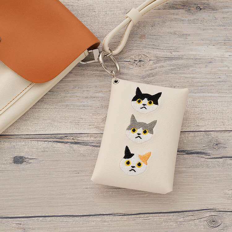 楽天市場】コインケース 【 刺繍 3匹の猫 】 レザー コンパクト