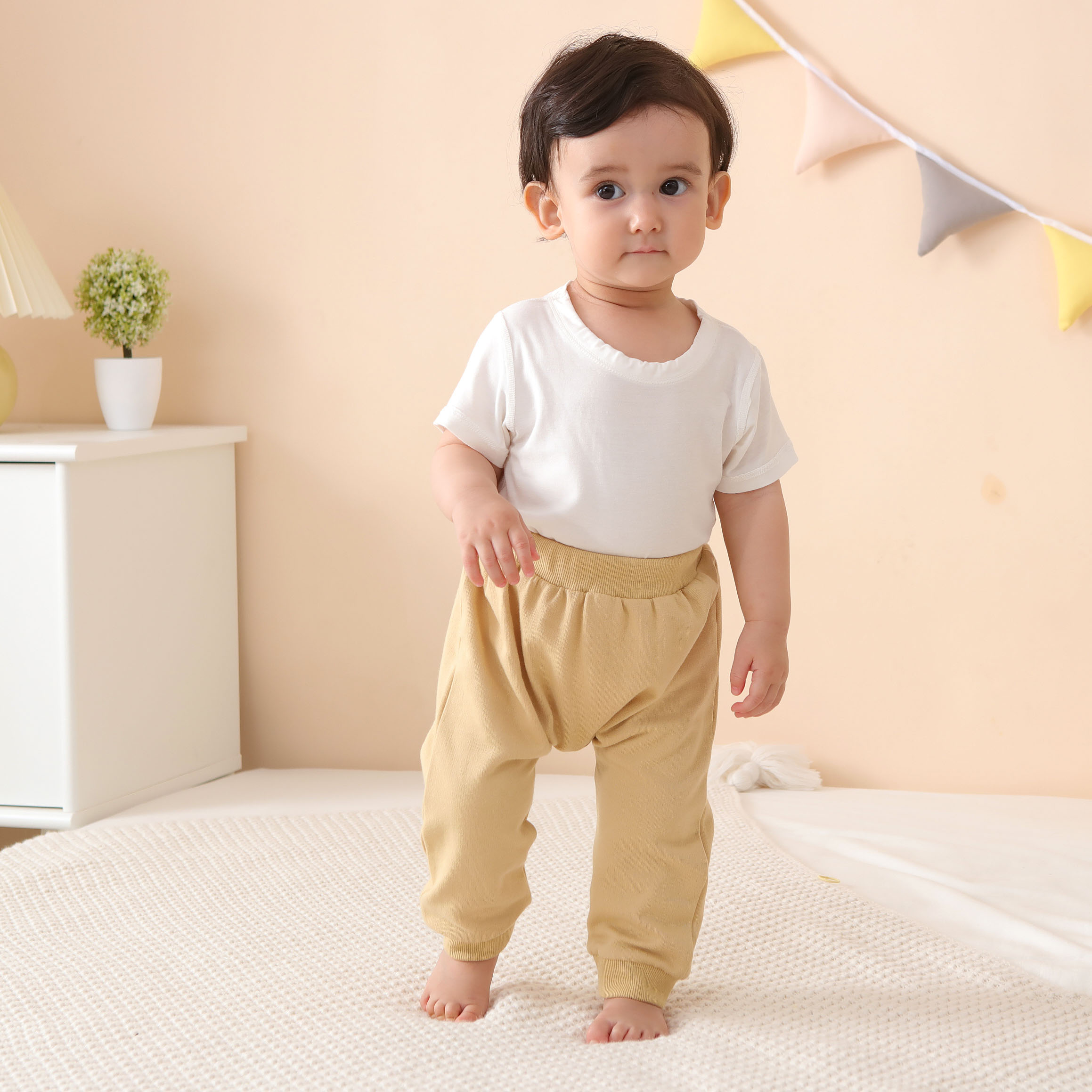 ベビー 赤ちゃん ベビーオムツパンツ ズボン 80cm ベージュ70cm ベビー
