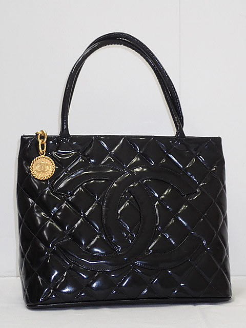 CHANEL 黒 エナメル パーティーバッグ CHANEL 黒 エナメル パーティーバッグ 楽天市場】シャネル エナメル