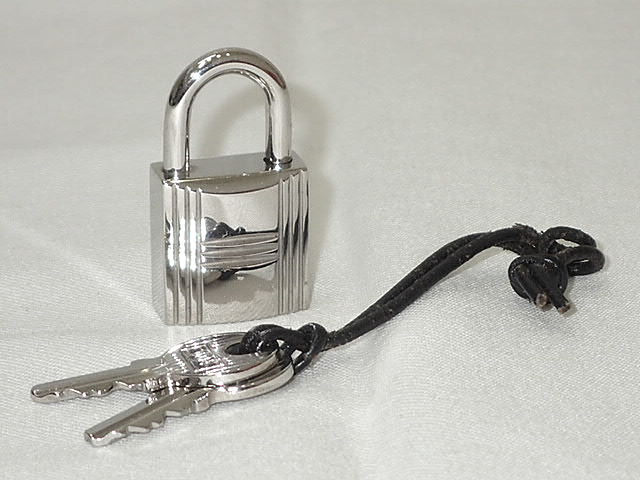 HERMES エルメス カデナ　No.100 100番　鍵付き　南京錠 HERMES エルメス カデナ No.100 100番 鍵付き 南京錠