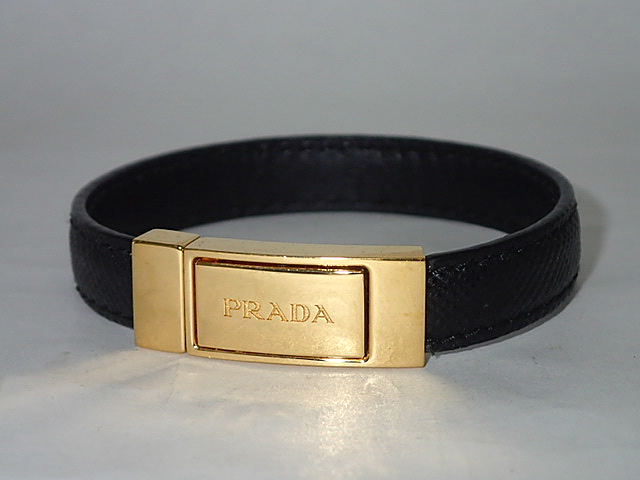 ★【貨物輸送無料】【尖んがり10倍】ＰＲＡＤＡ プラダ なめし革腕輪 バングル 1IB031【中古】レディース、メンズ