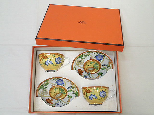 ★【貨物輸送無料】【尖んがり10倍】ＨＥＲＭＥＳ エルメス 紅茶 優勝杯＆ソーサ ありの実/2客仕掛ける 「SIESTA/午睡」 【未当て嵌める】【中古】レディース